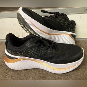 Saucony Endorphin running shoe